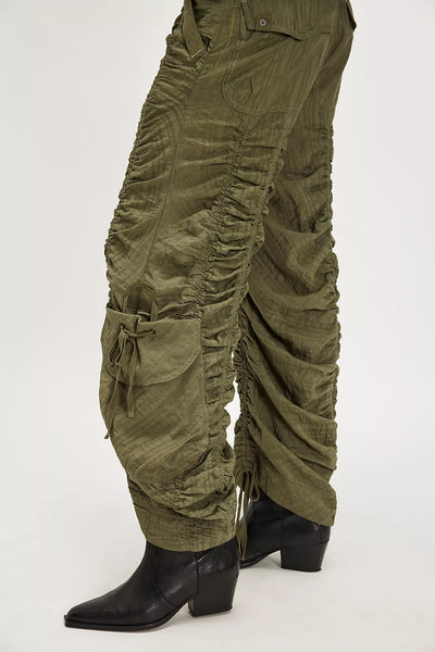 Scorpio Shirred Mid-Rise Cargo Pants in Lichen