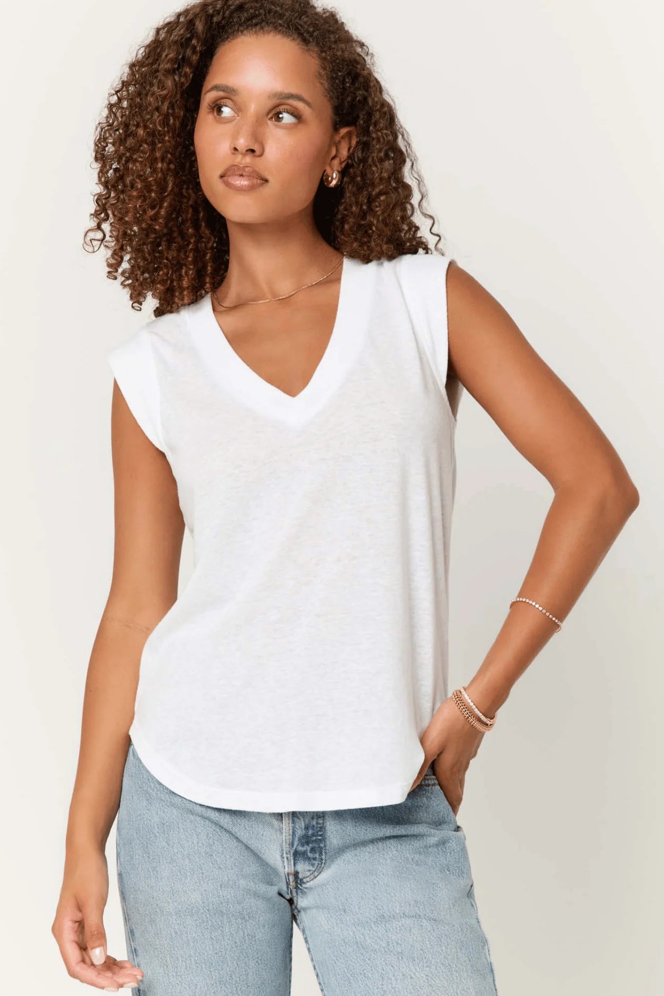 RUE V-NECK TANK - Black, White & Navy