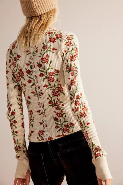 PRETTY LITTLE THERMAL in Sand Combo Folk Vine
