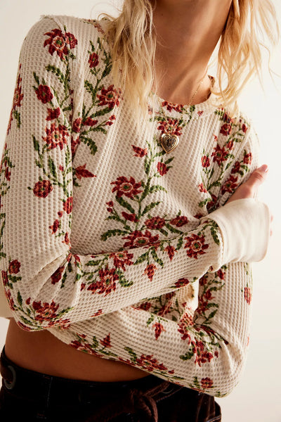 PRETTY LITTLE THERMAL in Sand Combo Folk Vine