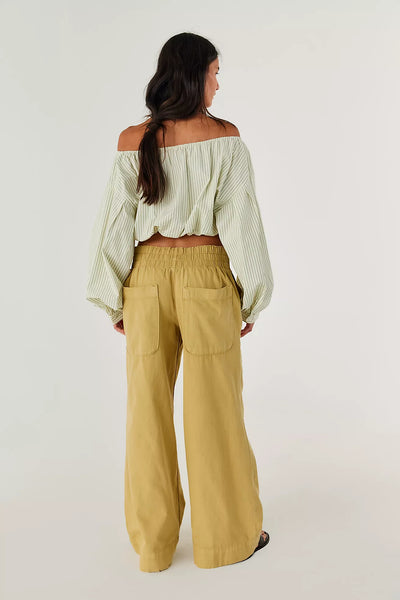 We The Free Breezy Denim Pull-On Jeans in Antelop~~SIZE M LEFT~~ FINAL SALE