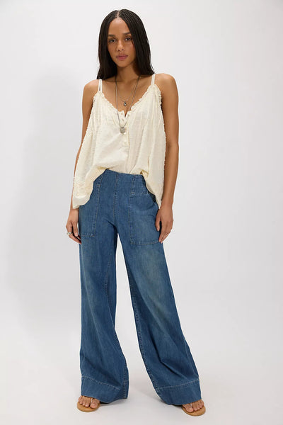 We The Free Breezy Denim Pull-On Jeans in COBALT