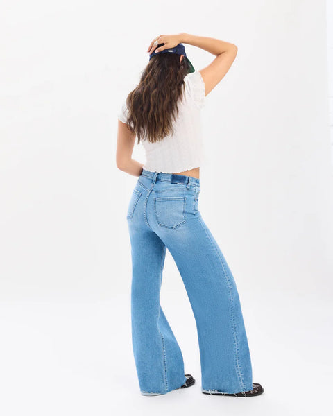 FAR OUT WIDE LEG IN RIGHT ON