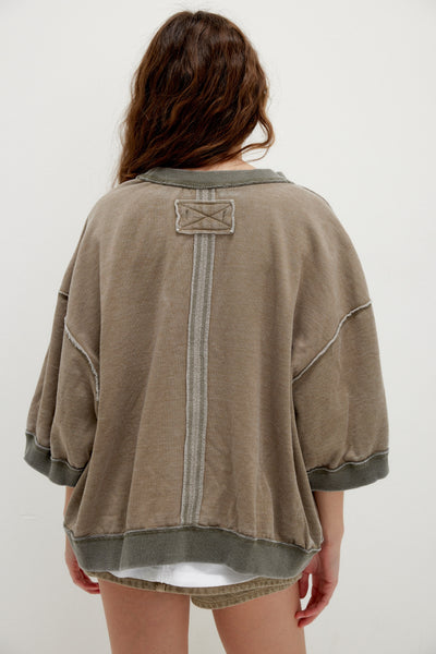 EVERYTHING PULLOVER in CAIMAN