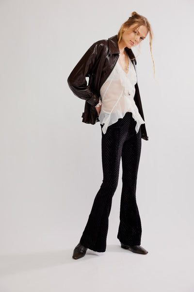 PENNY PULL ON VELVET PANT in Black