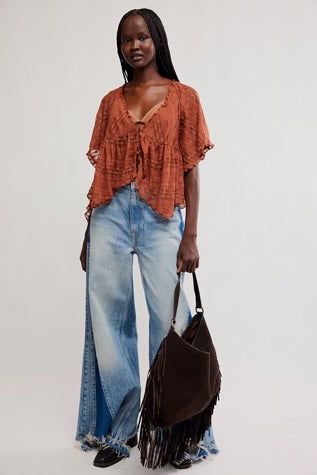 IN YOUR DREAMS LACE TOP