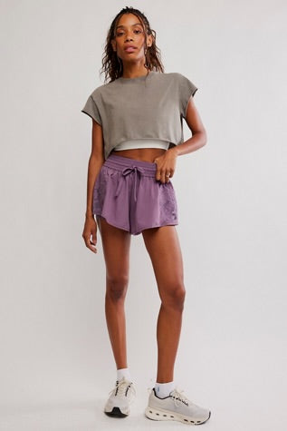 Hot Shot Cropped Tee in PEWTER