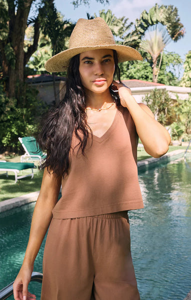 SLOANE V-NECK TOP in Teakwood