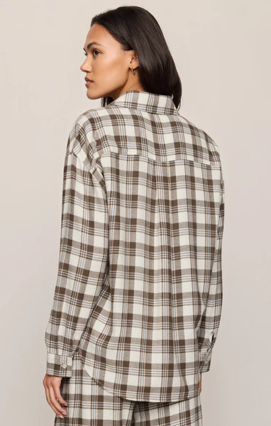 RIVER PLAID BUTTON UP