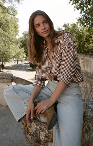 RIVER PLAID BUTTON UP