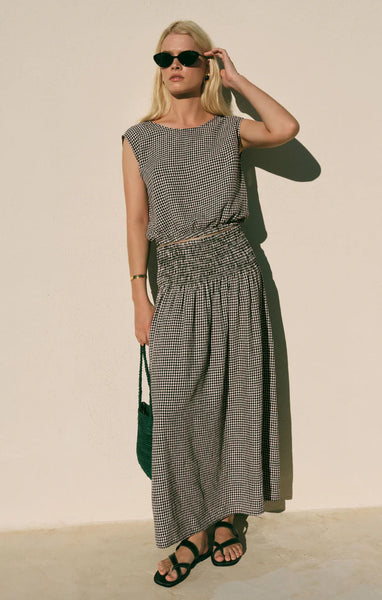 MERIT CROPPED GINGHAM LINEN TOP