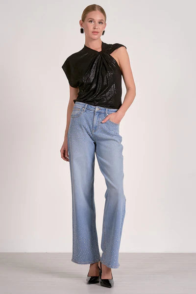 BLACK SHORT SLEEVE TWIST SHOULDER TOP