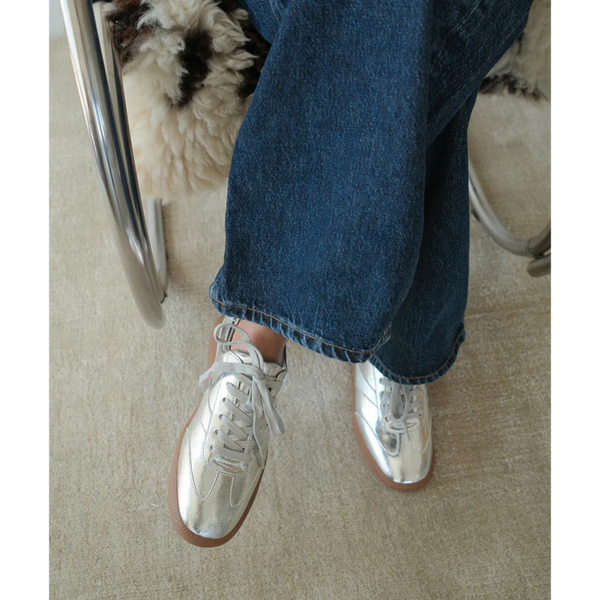 WYLDER LOW-TOP SNEAKER in SILVER